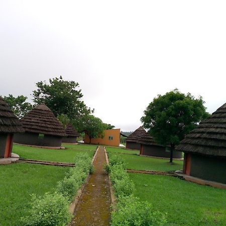 Grassroots Cottages Murchsion Falls Purongo Exteriör bild